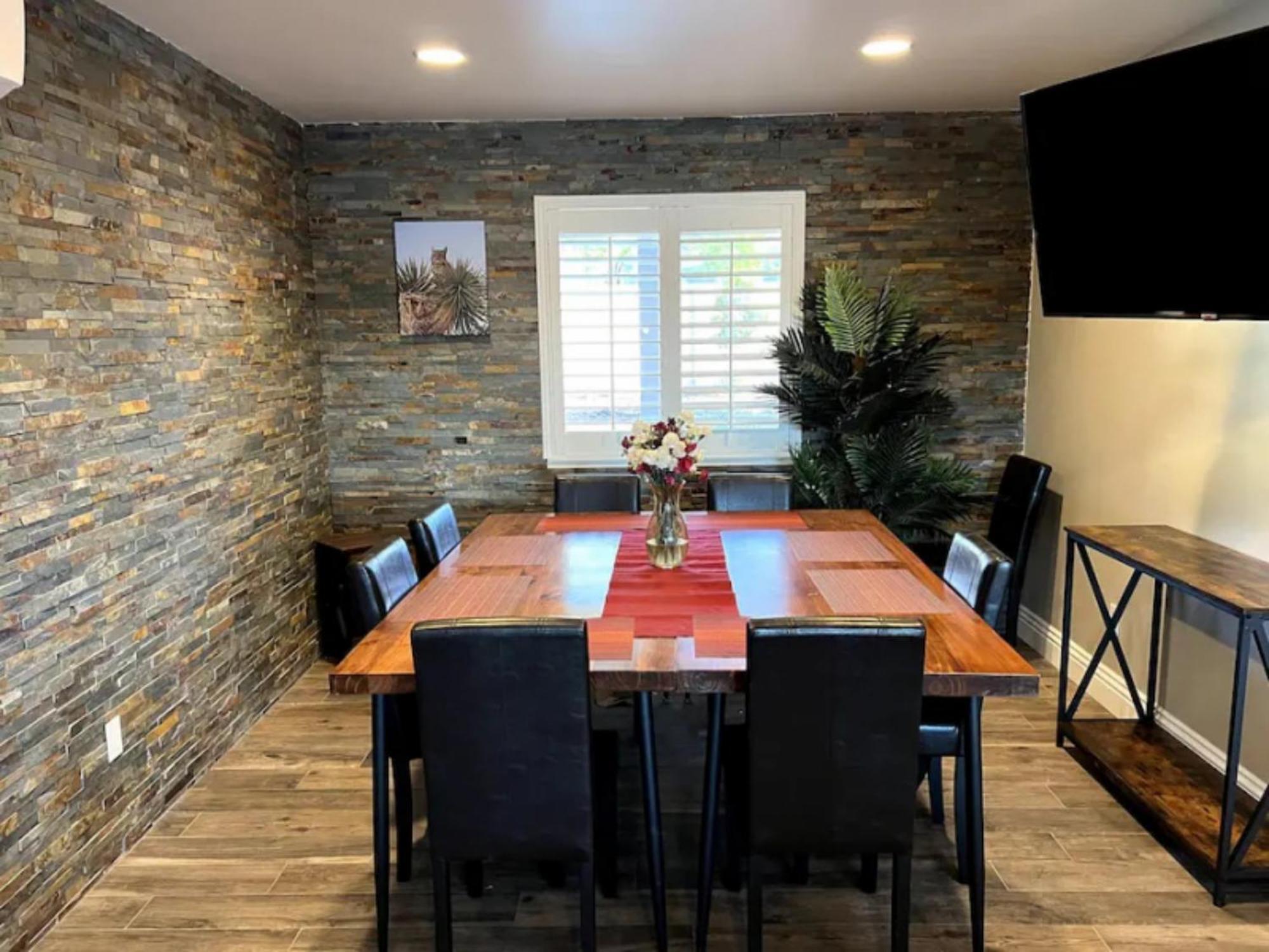 Lux Private Home - Pool, Billiards, 8 Smart Tvs, Board Games, Cotton Bedding - The Stone Sanctuary At Mccullough Hills Trailhead Las Vegas Exterior photo